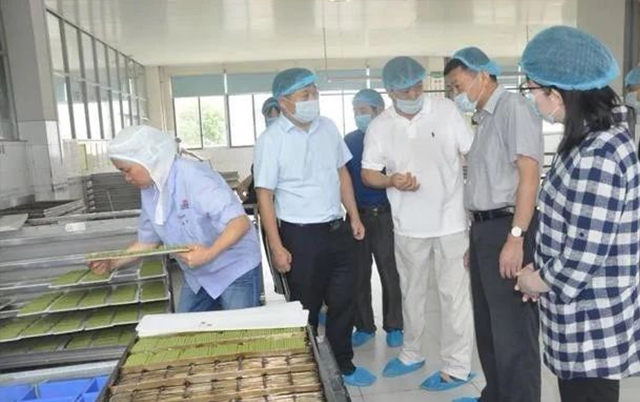 崇陽麻花入選軍運(yùn)會運(yùn)動員專用食品！全省僅4個(gè)！